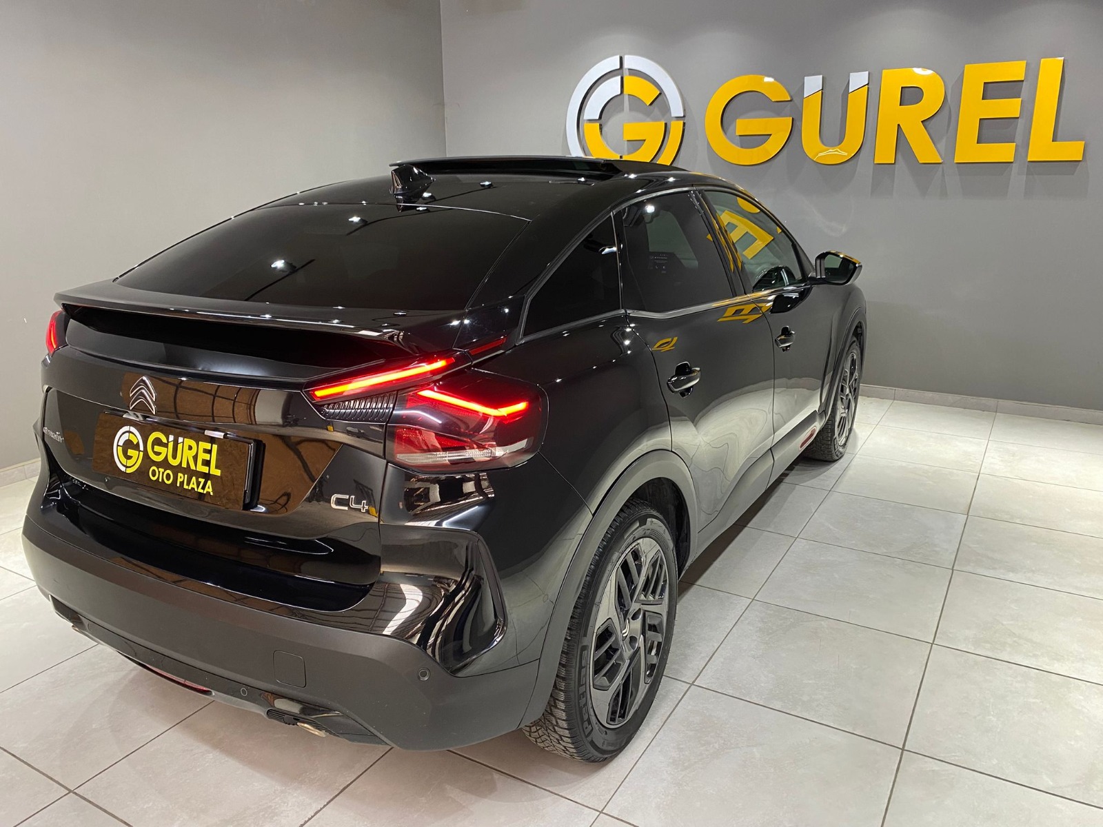 2023 Benzin Otomatik Citroen C4 Siyah Gürel Tasarım Aksesuar Otomotiv San. Tic. Ltd. Şti.
