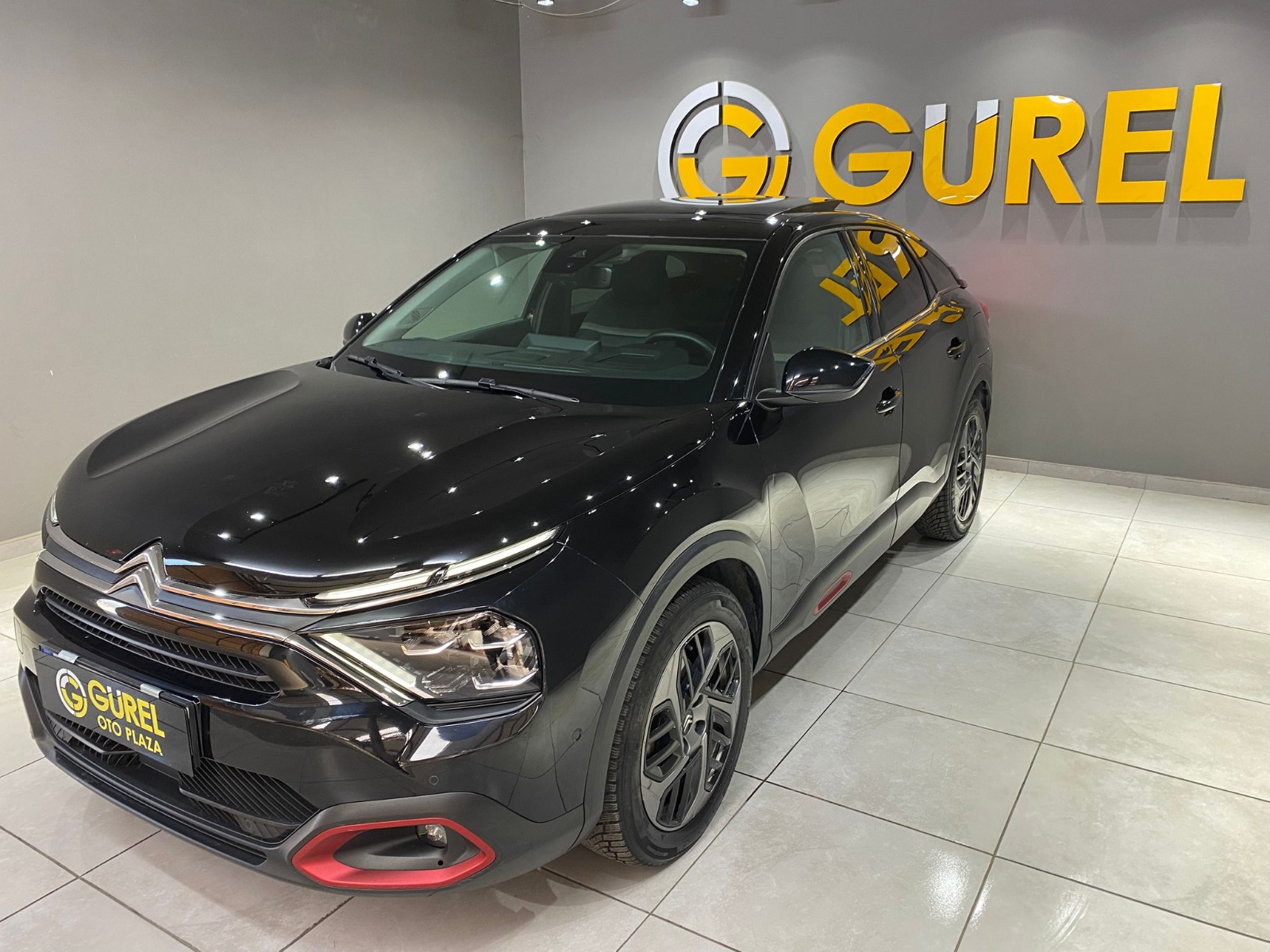 2023 Benzin Otomatik Citroen C4 Siyah Gürel Tasarım Aksesuar Otomotiv San. Tic. Ltd. Şti.