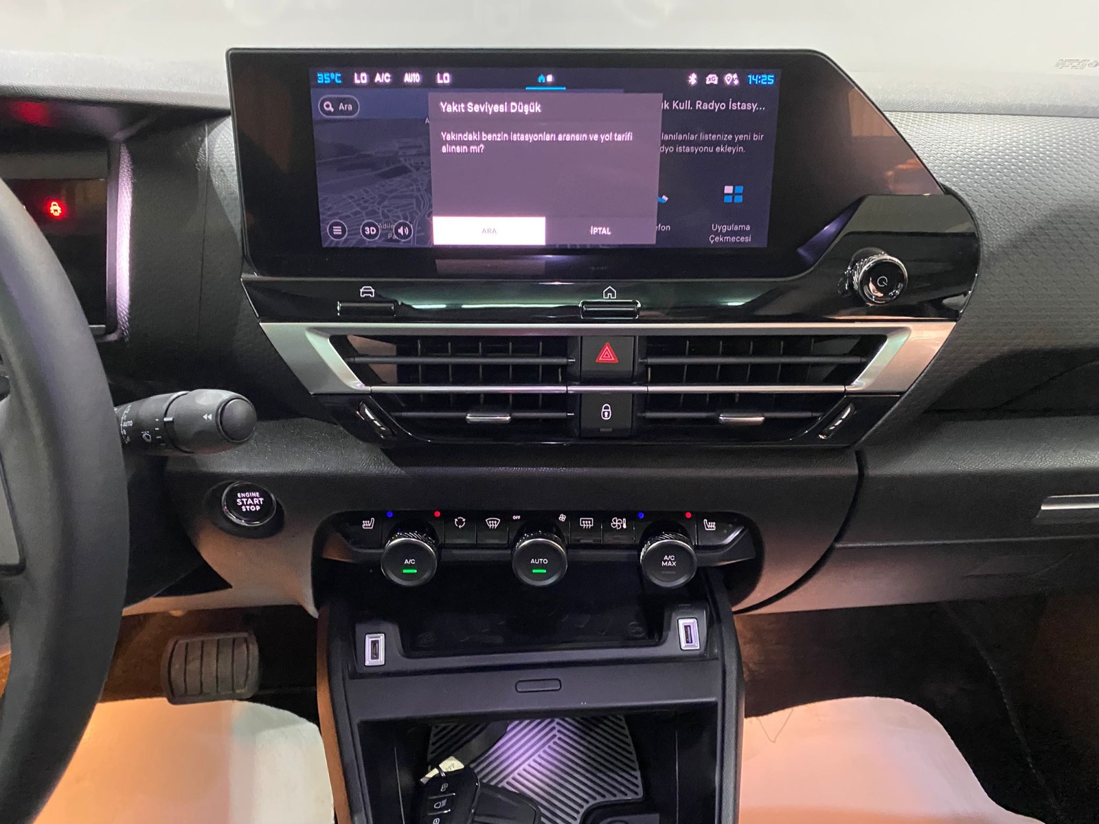 2023 Benzin Otomatik Citroen C4 Siyah Gürel Tasarım Aksesuar Otomotiv San. Tic. Ltd. Şti.