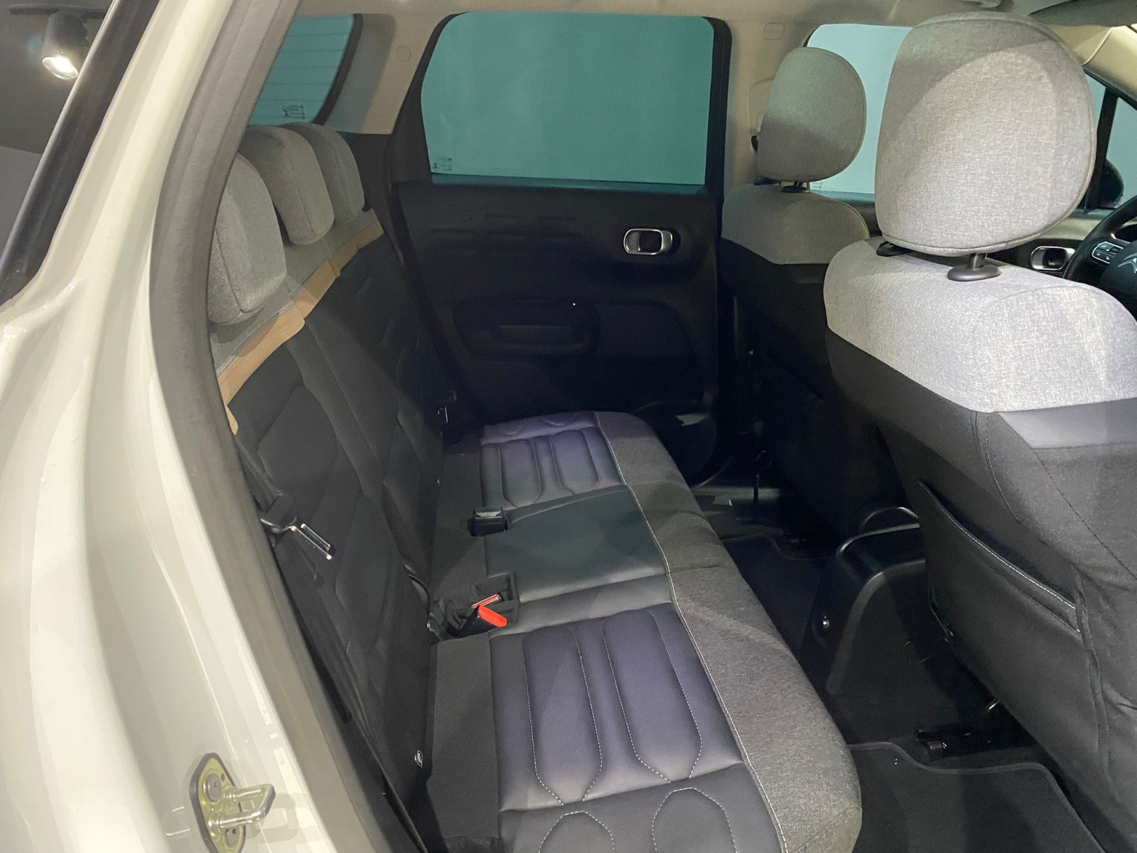 2023 Benzin Otomatik Citroen C3 AirCross Beyaz Gürel Tasarım Aksesuar Otomotiv San. Tic. Ltd. Şti.