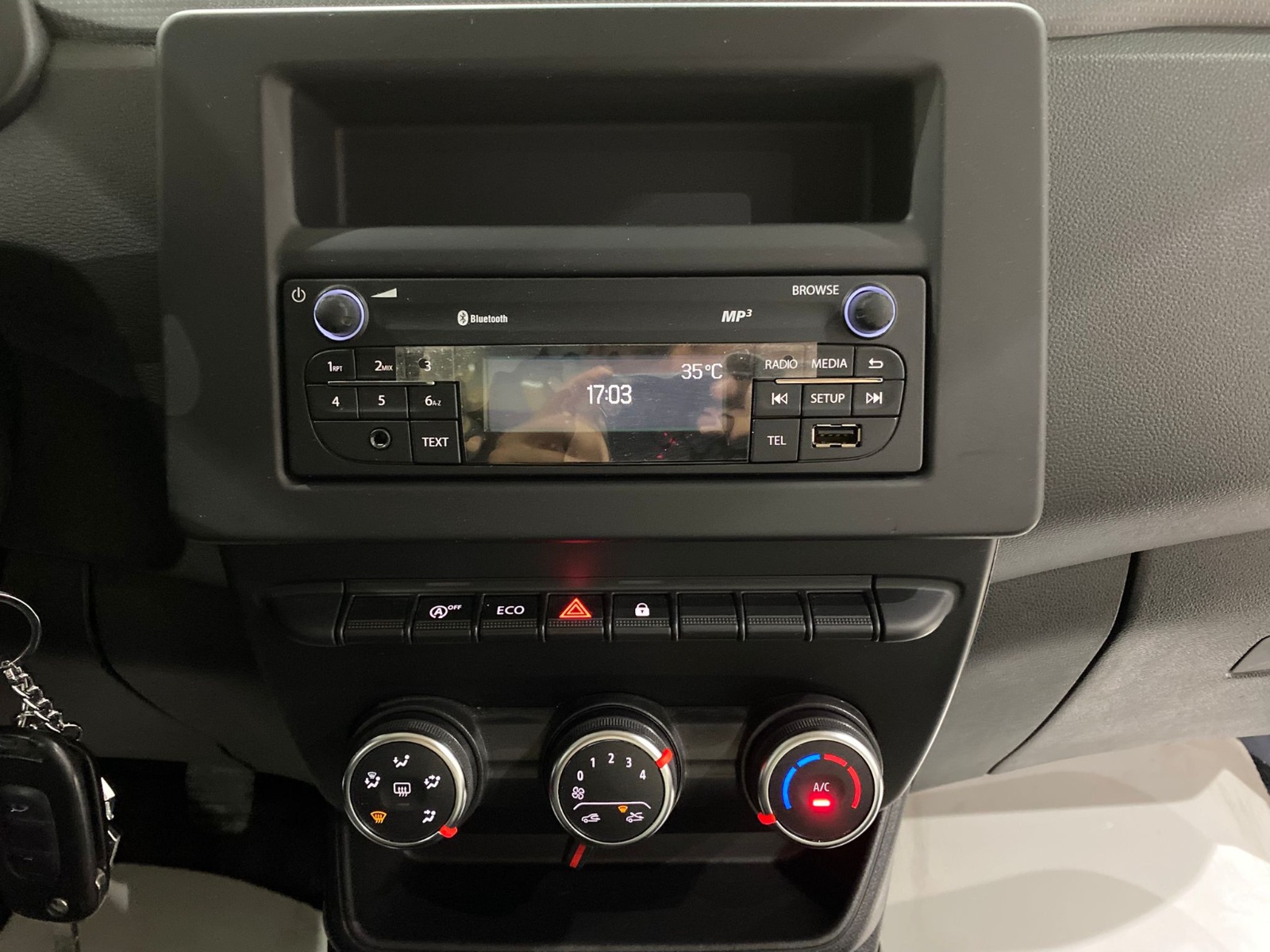 2023 Dizel Manuel Renault Express Beyaz Gürel Tasarım Aksesuar Otomotiv San. Tic. Ltd. Şti.