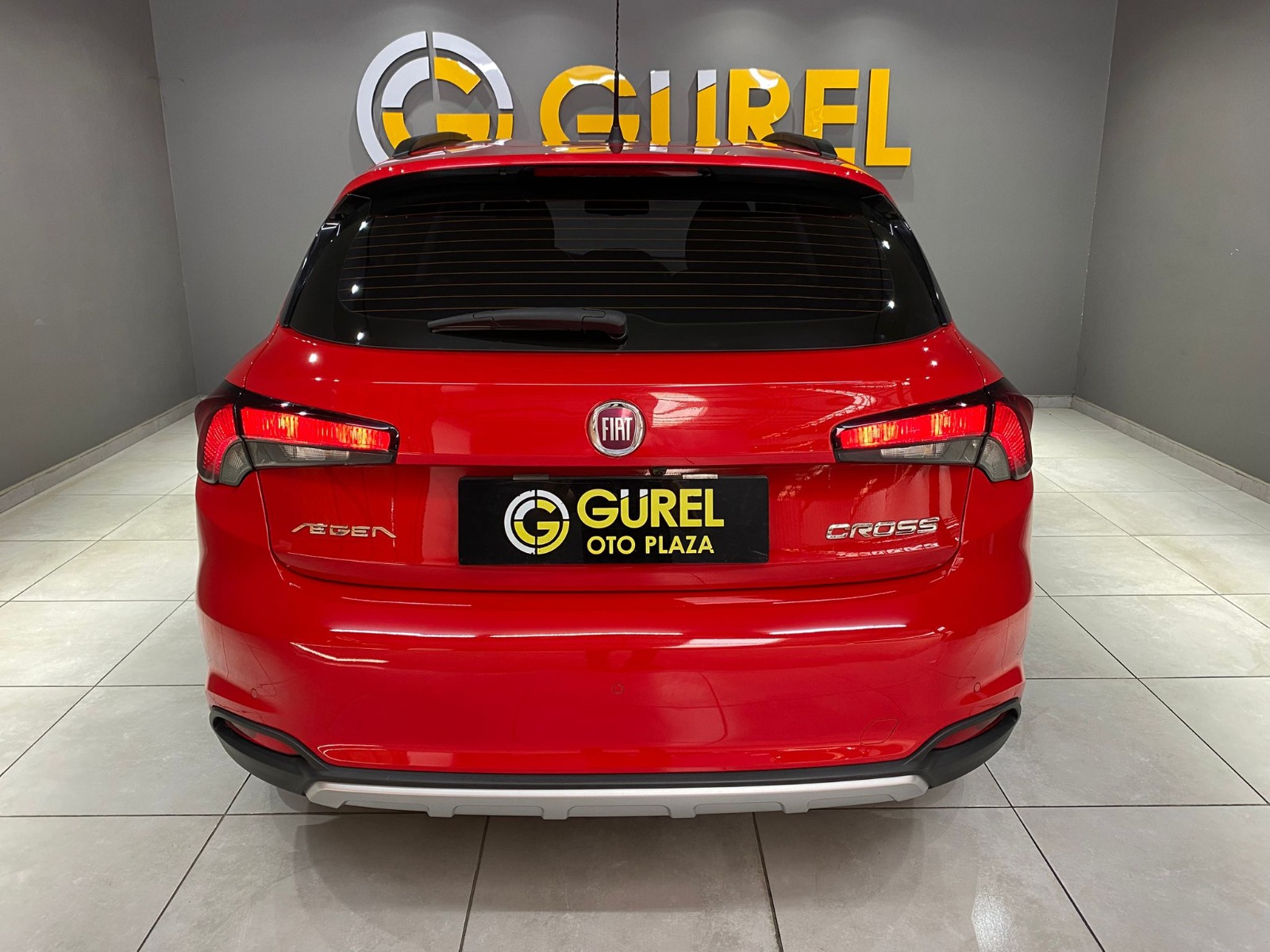 2023 Benzin Manuel Fiat Egea Cross Kırmızı Gürel Tasarım Aksesuar Otomotiv San. Tic. Ltd. Şti.