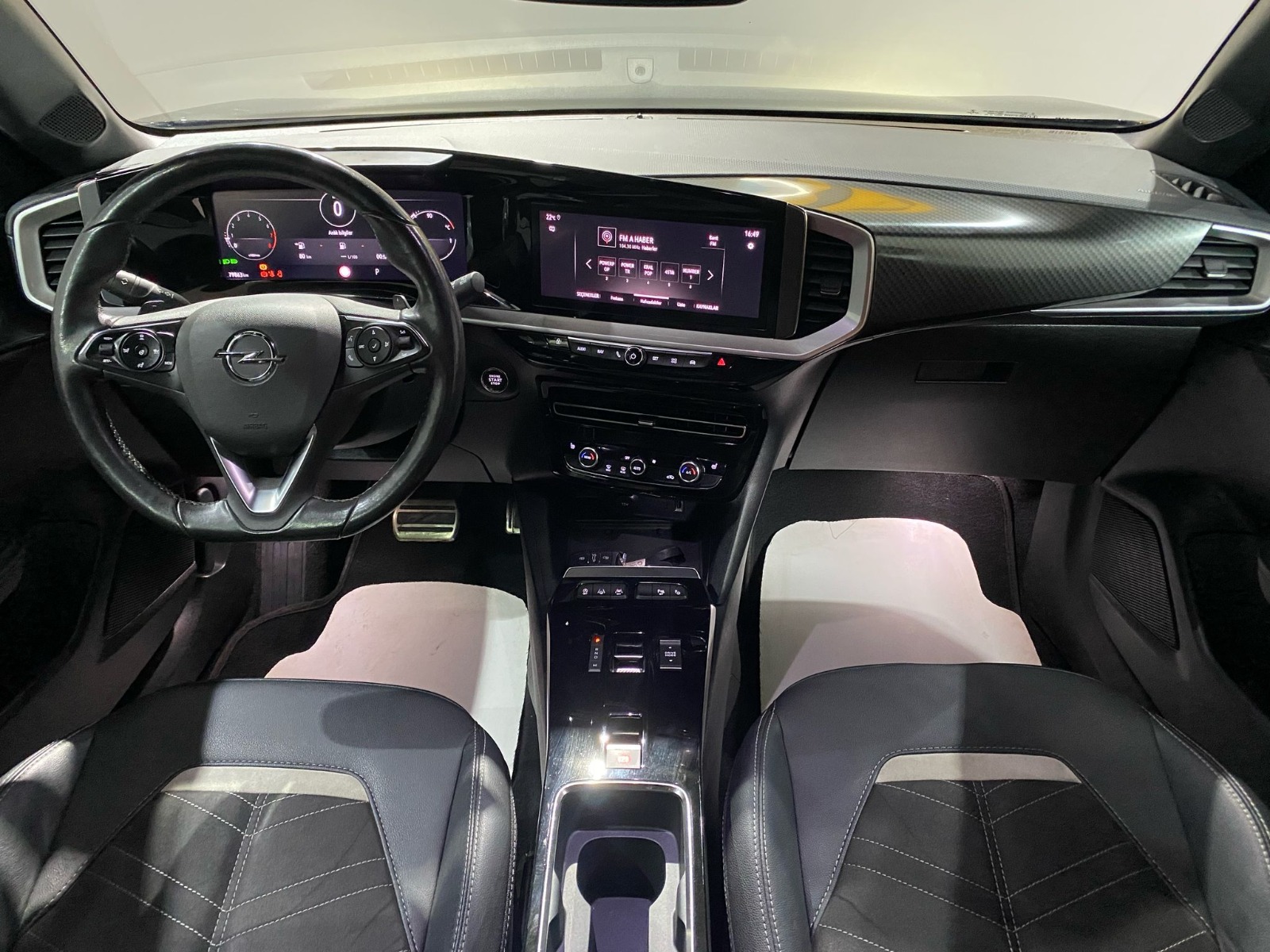 2022 Benzin Otomatik Opel Mokka Beyaz Gürel Tasarım Aksesuar Otomotiv San. Tic. Ltd. Şti.