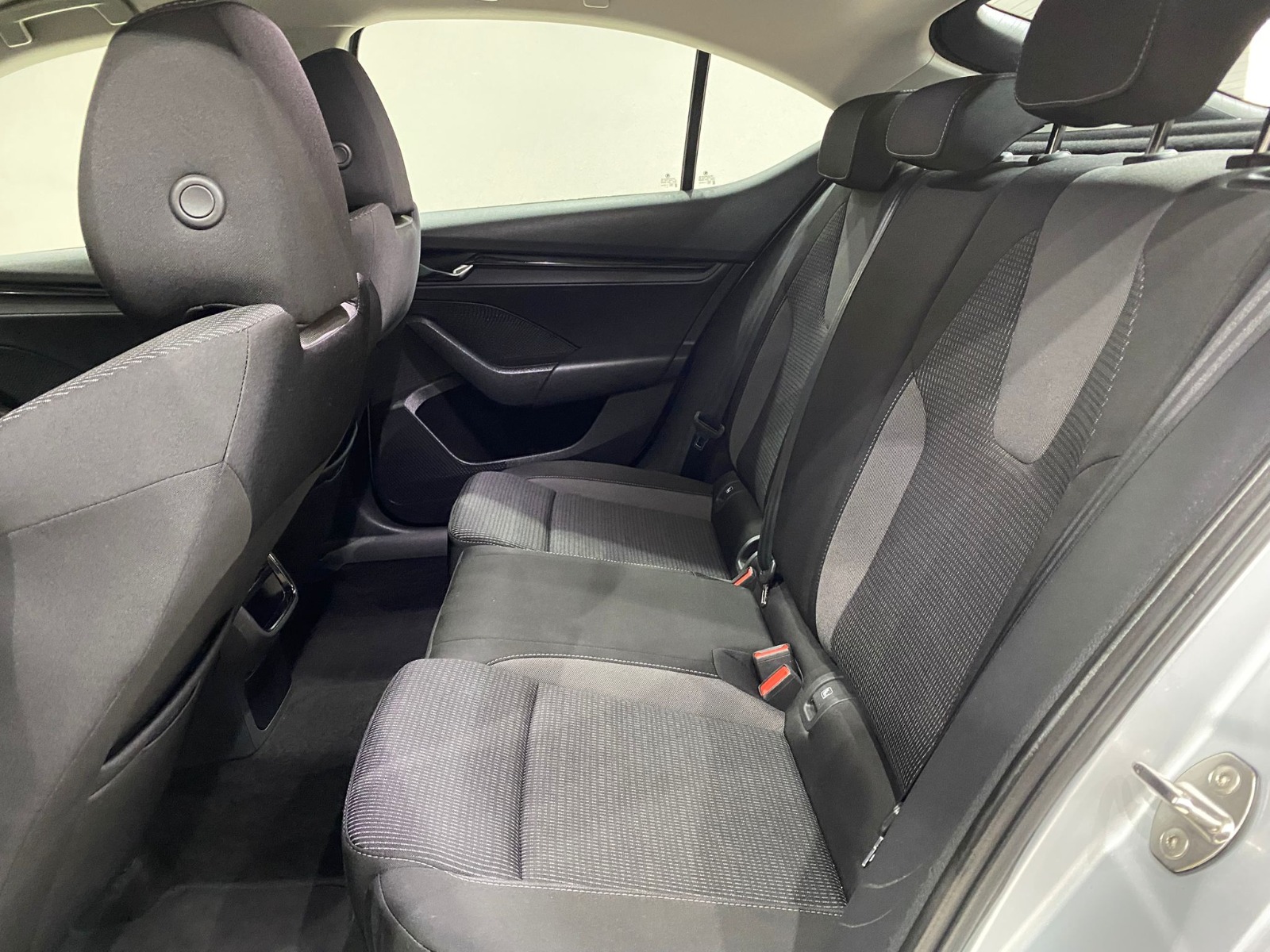 2022 Hybrid Otomatik Skoda Octavia Gümüş Gri Gürel Tasarım Aksesuar Otomotiv San. Tic. Ltd. Şti.