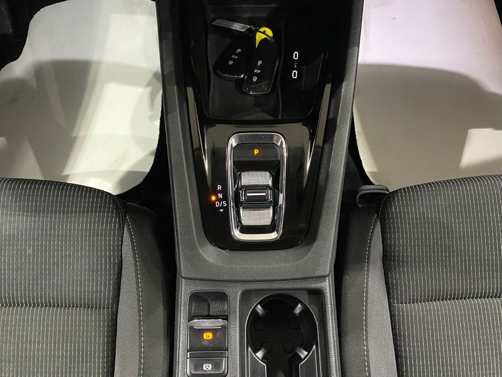 2022 Hybrid Otomatik Skoda Octavia Gümüş Gri Gürel Tasarım Aksesuar Otomotiv San. Tic. Ltd. Şti.