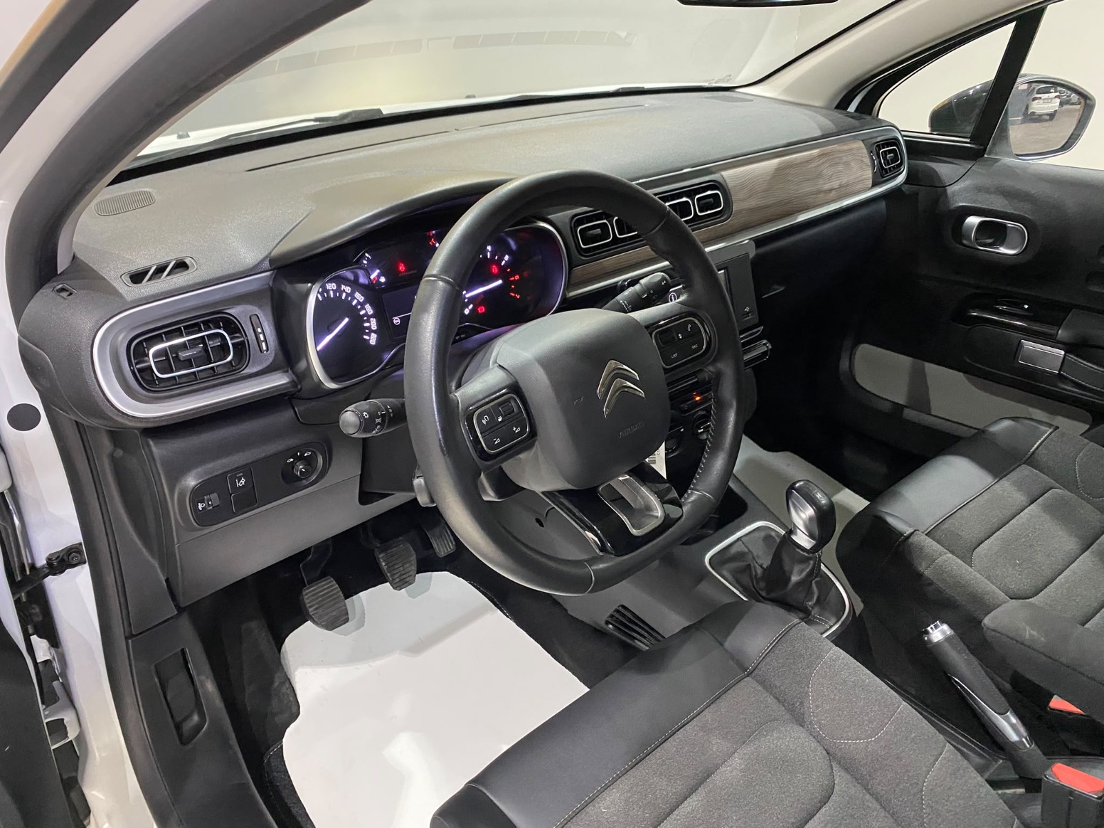 2023 Benzin Manuel Citroen C3 Beyaz Gürel Tasarım Aksesuar Otomotiv San. Tic. Ltd. Şti.