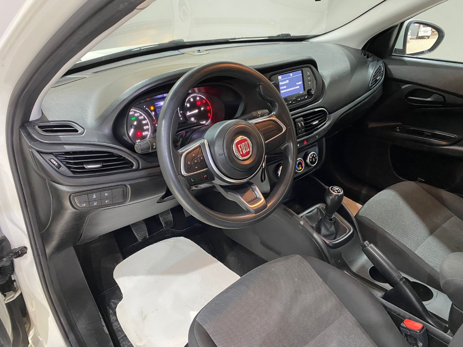 2022 Dizel Manuel Fiat Egea Beyaz Gürel Tasarım Aksesuar Otomotiv San. Tic. Ltd. Şti.
