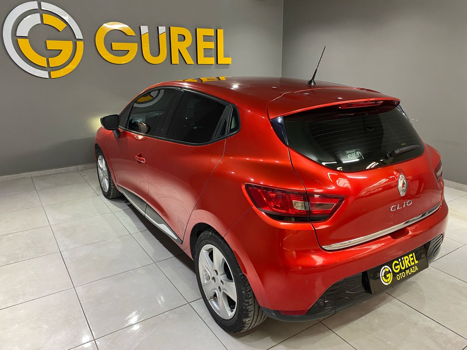 2015 Benzin + LPG Manuel Renault Clio Kırmızı Gürel Tasarım Aksesuar Otomotiv San. Tic. Ltd. Şti.