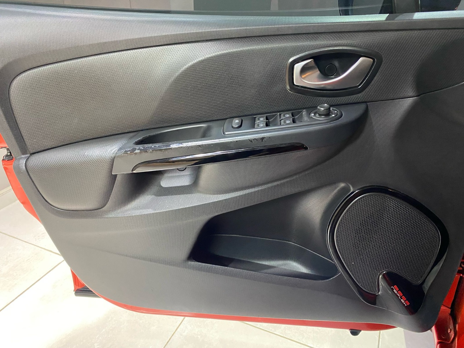 2015 Benzin + LPG Manuel Renault Clio Kırmızı Gürel Tasarım Aksesuar Otomotiv San. Tic. Ltd. Şti.