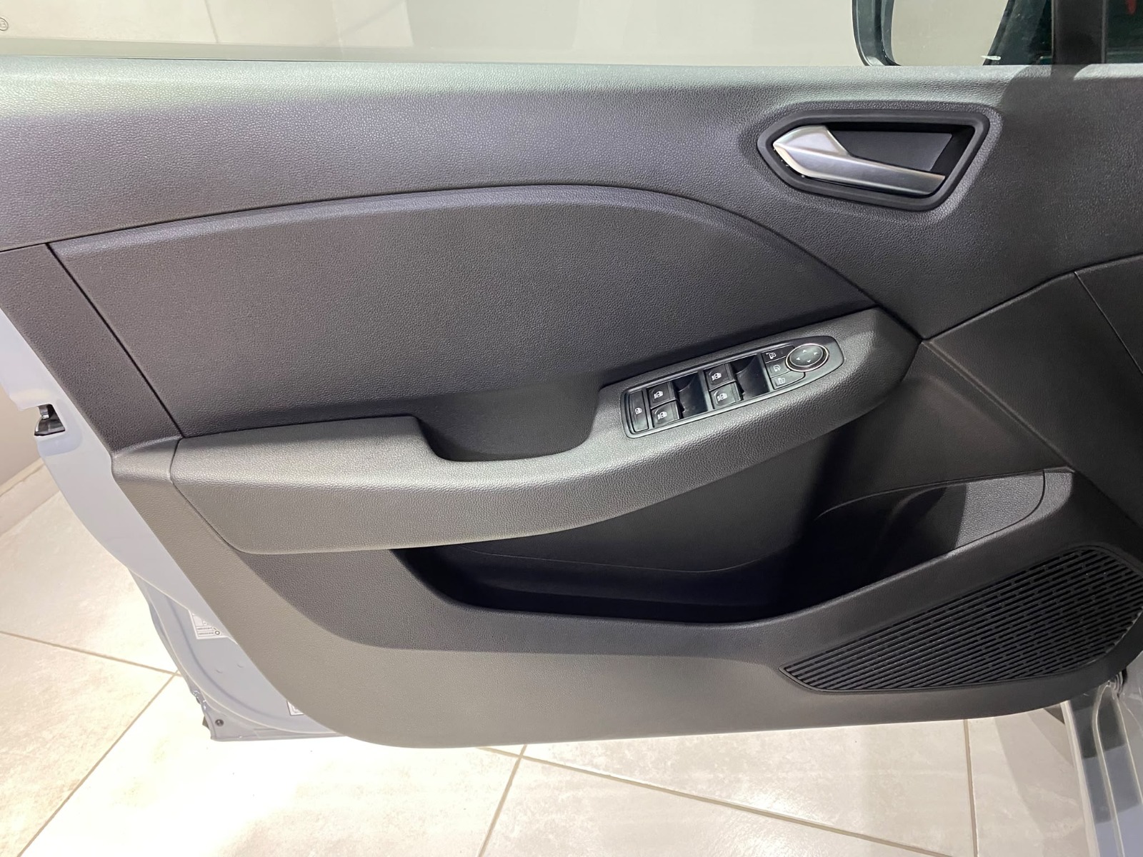 2026 Benzin Otomatik Renault Clio Gri Gürel Tasarım Aksesuar Otomotiv San. Tic. Ltd. Şti.