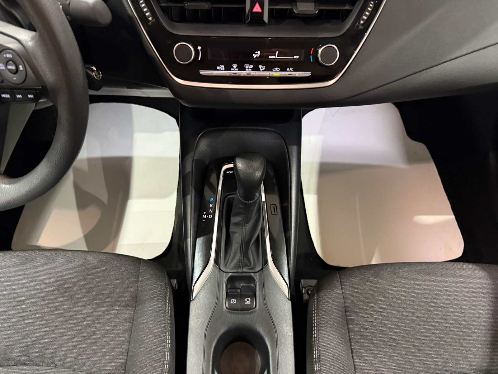 2026 Benzin Otomatik Toyota Corolla Beyaz Gürel Tasarım Aksesuar Otomotiv San. Tic. Ltd. Şti.