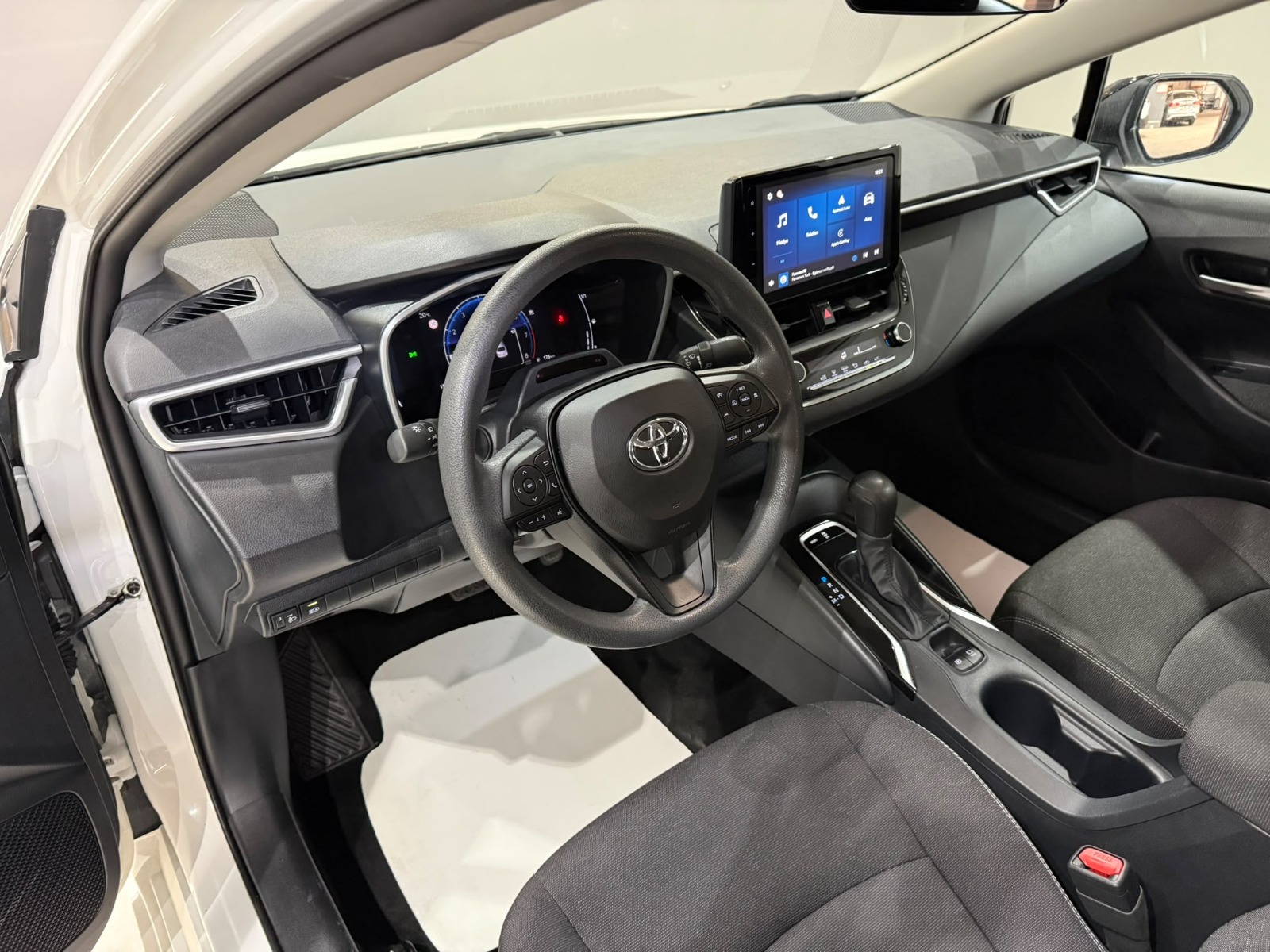 2026 Benzin Otomatik Toyota Corolla Beyaz Gürel Tasarım Aksesuar Otomotiv San. Tic. Ltd. Şti.