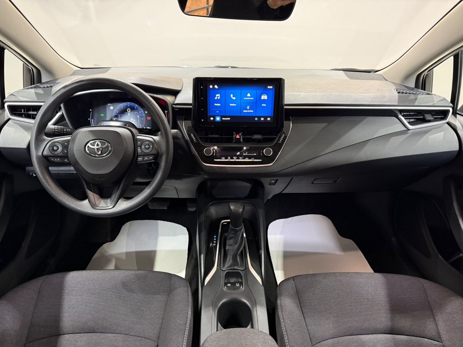 2026 Benzin Otomatik Toyota Corolla Beyaz Gürel Tasarım Aksesuar Otomotiv San. Tic. Ltd. Şti.