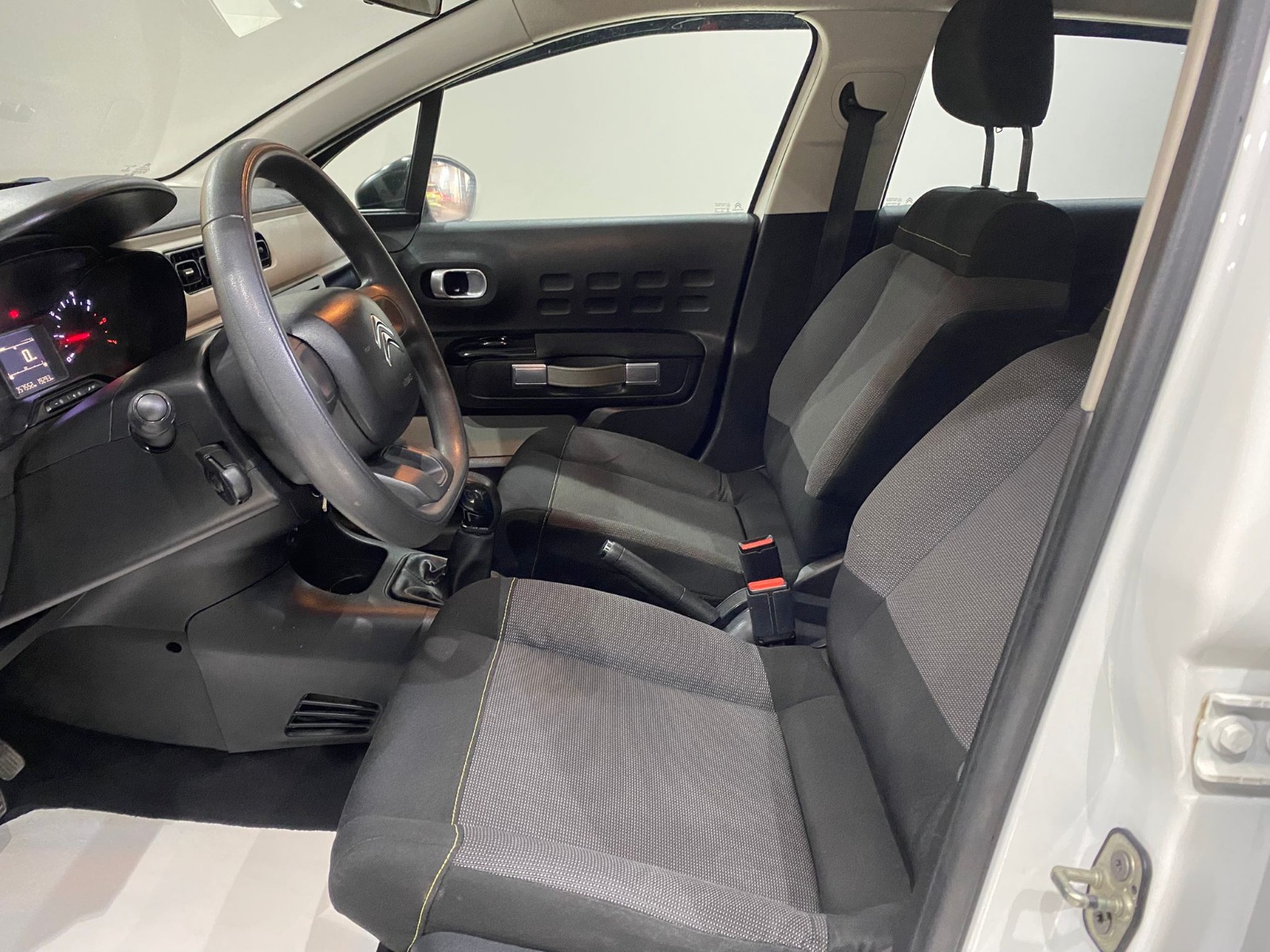 2017 Benzin Manuel Citroen C3 Beyaz Gürel Tasarım Aksesuar Otomotiv San. Tic. Ltd. Şti.