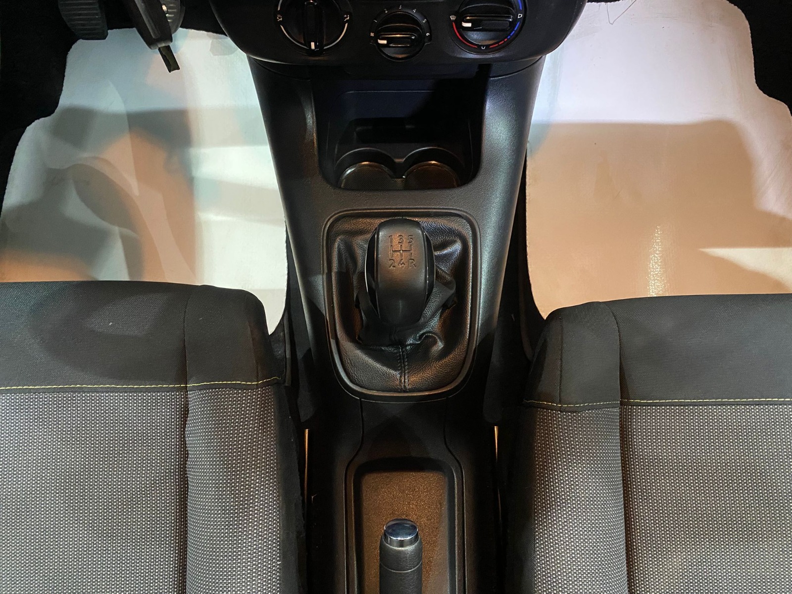 2017 Benzin Manuel Citroen C3 Beyaz Gürel Tasarım Aksesuar Otomotiv San. Tic. Ltd. Şti.