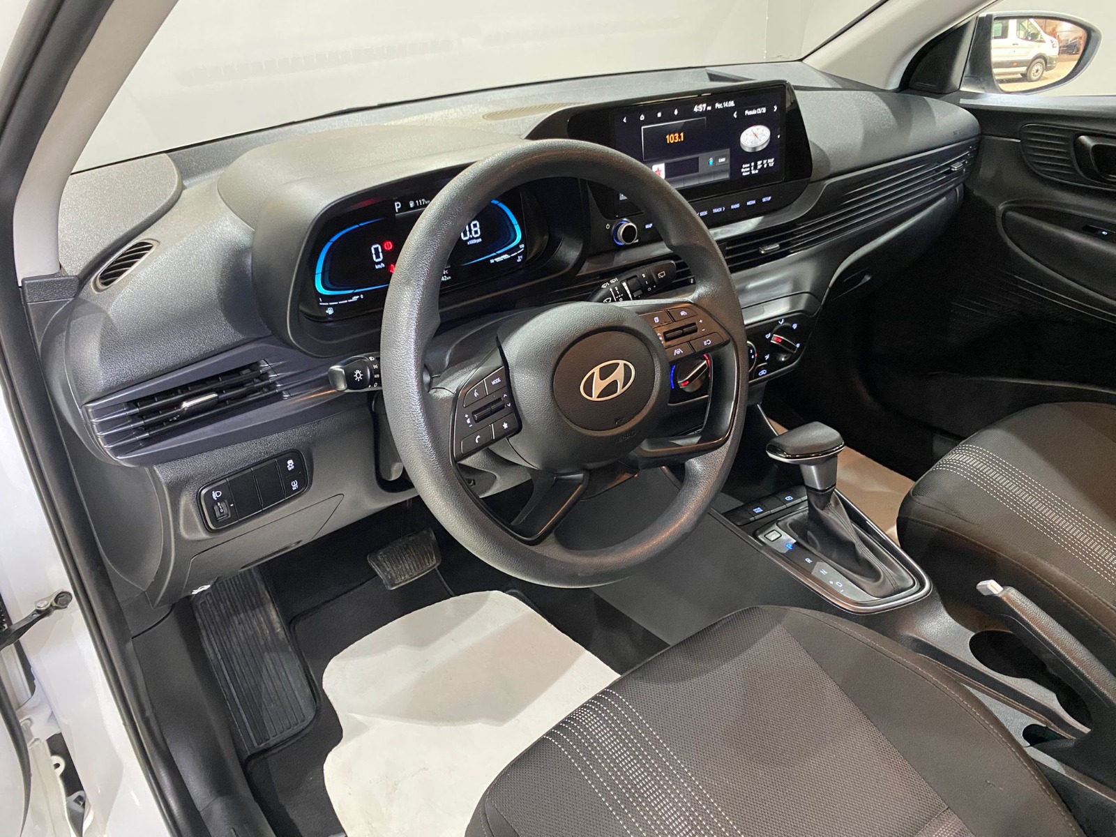 2024 Benzin Otomatik Hyundai i20 Beyaz Gürel Tasarım Aksesuar Otomotiv San. Tic. Ltd. Şti.