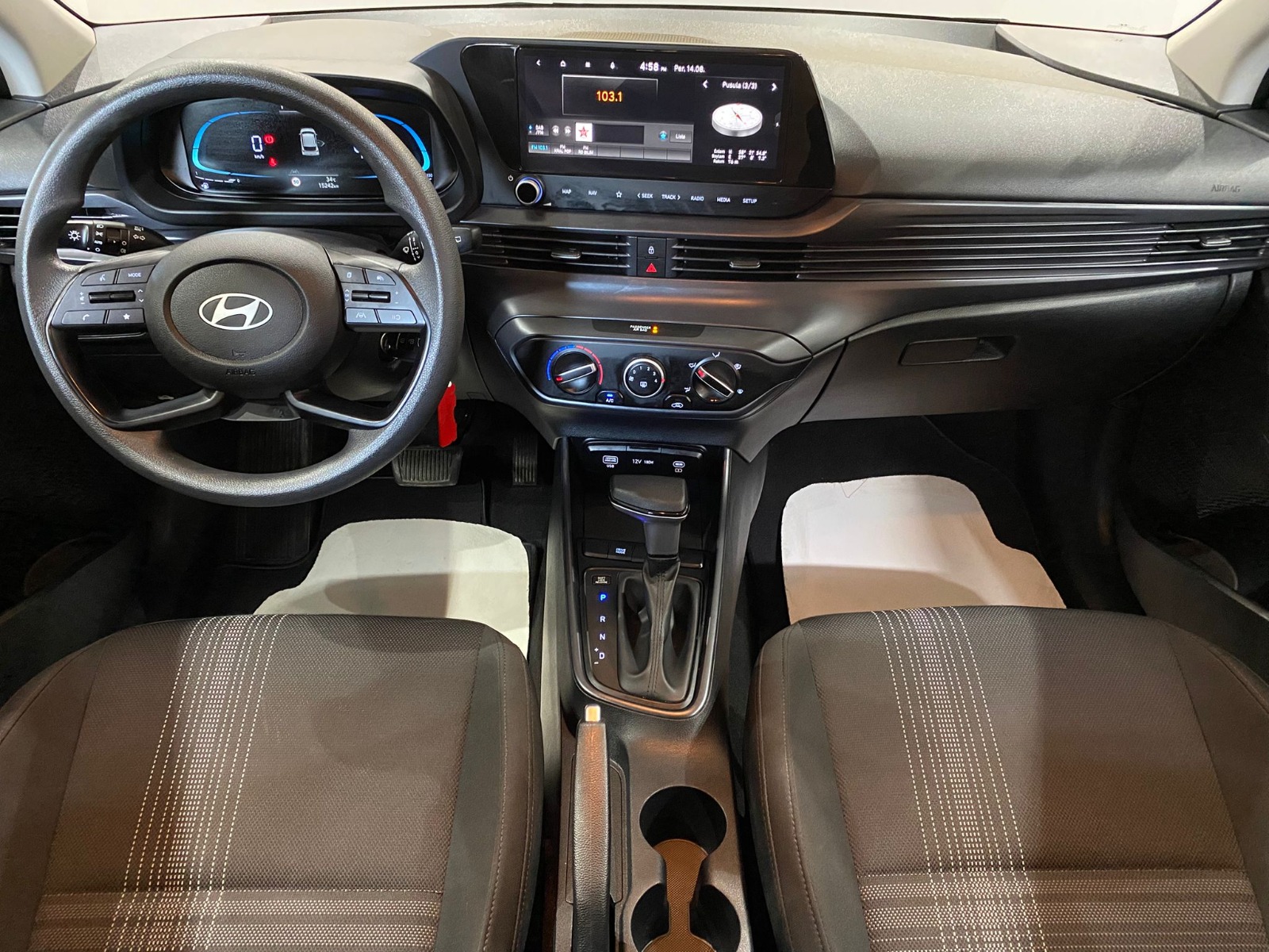2024 Benzin Otomatik Hyundai i20 Beyaz Gürel Tasarım Aksesuar Otomotiv San. Tic. Ltd. Şti.