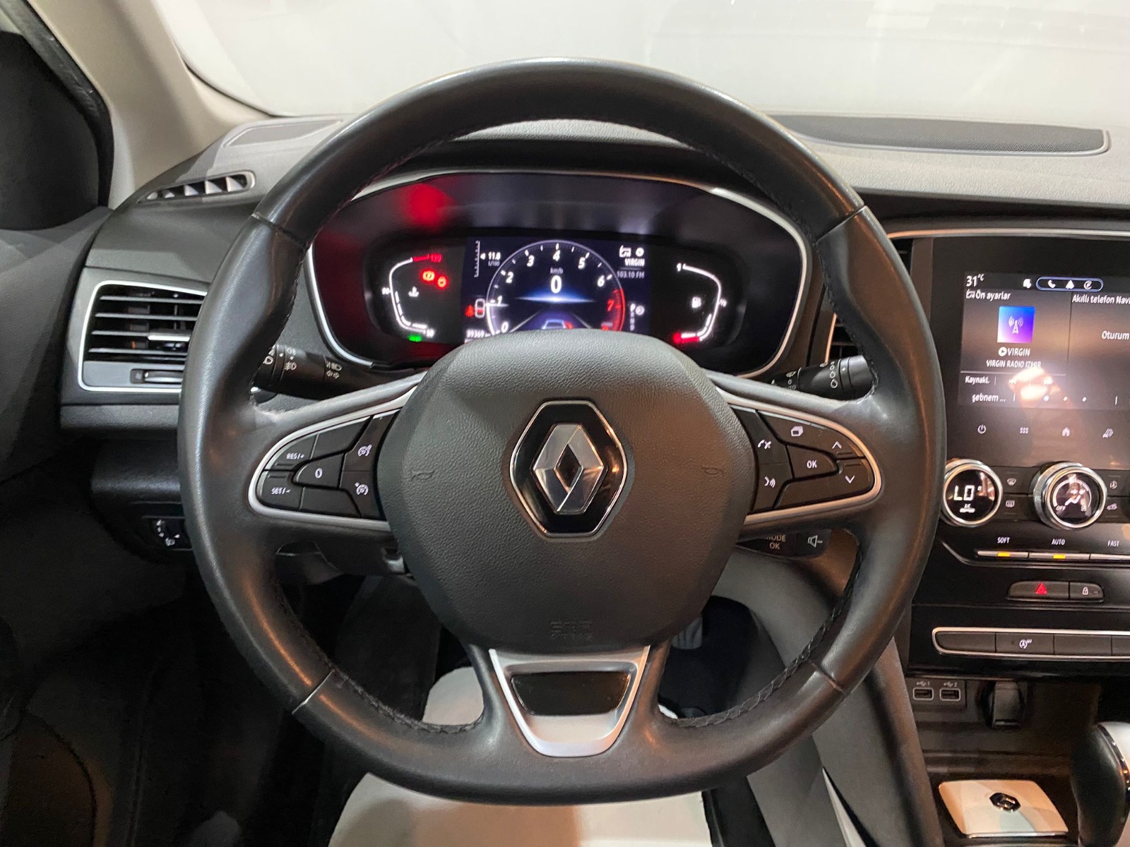 2023 Benzin Otomatik Renault Megane Beyaz Gürel Tasarım Aksesuar Otomotiv San. Tic. Ltd. Şti.