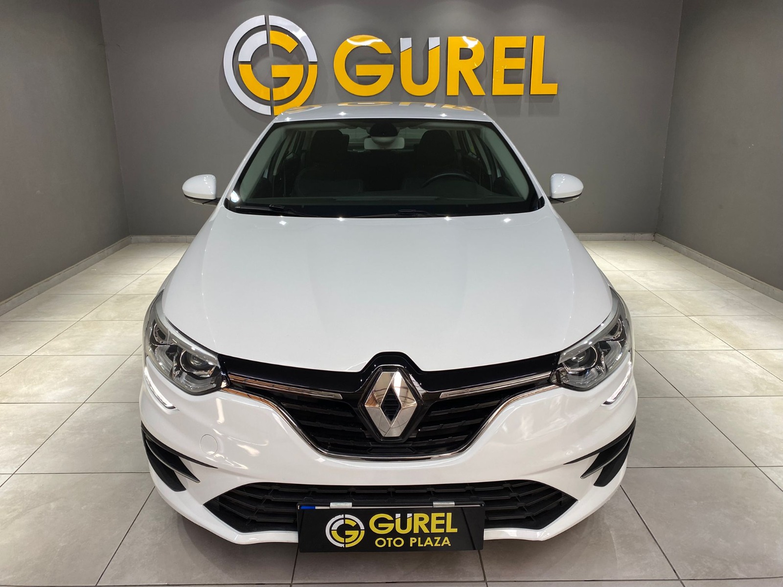 2023 Benzin Otomatik Renault Megane Beyaz Gürel Tasarım Aksesuar Otomotiv San. Tic. Ltd. Şti.